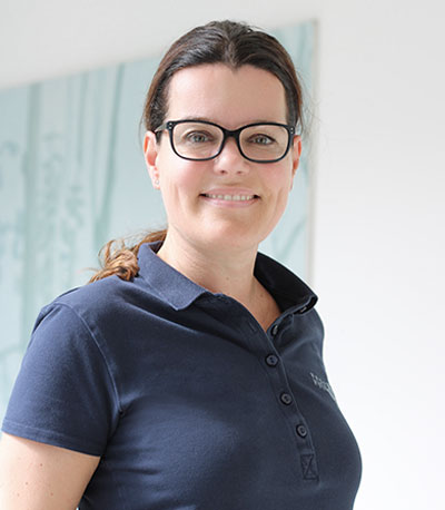Dr. Nika Lindemann – Fachzahnärztin für Oralchirurgie im MVZ Rage-Holm in Bocholt